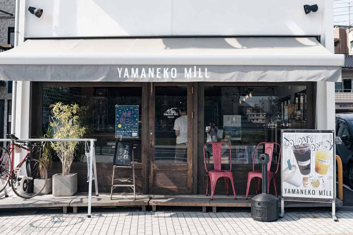 ヤマネコミルは尾道の海沿いにあるかわいいカフェ