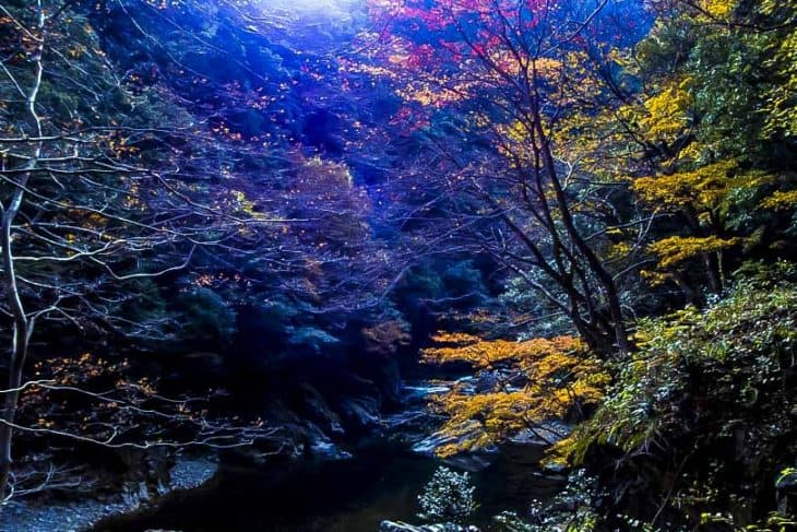 広島の観光スポット『三段峡』で秋の紅葉を楽しもう。