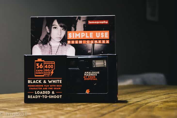 SIMPLE USE FILM CAMERA (レンズ付フィルム) BLACK AND WHITE