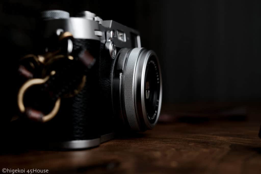 X100Fのフードを外してみた